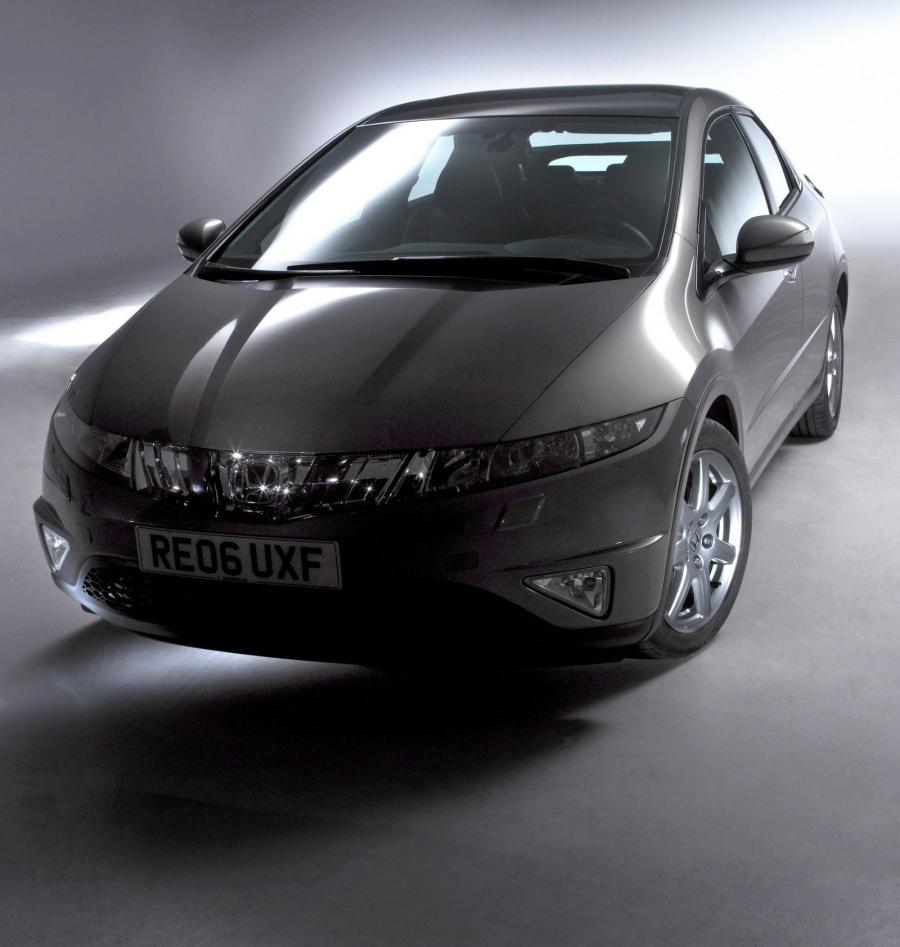  Honda Civic 2006 года  (фото 30 из 32)